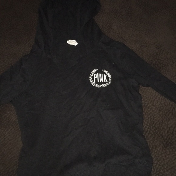 Women’s shirts - Picture 2 of 8